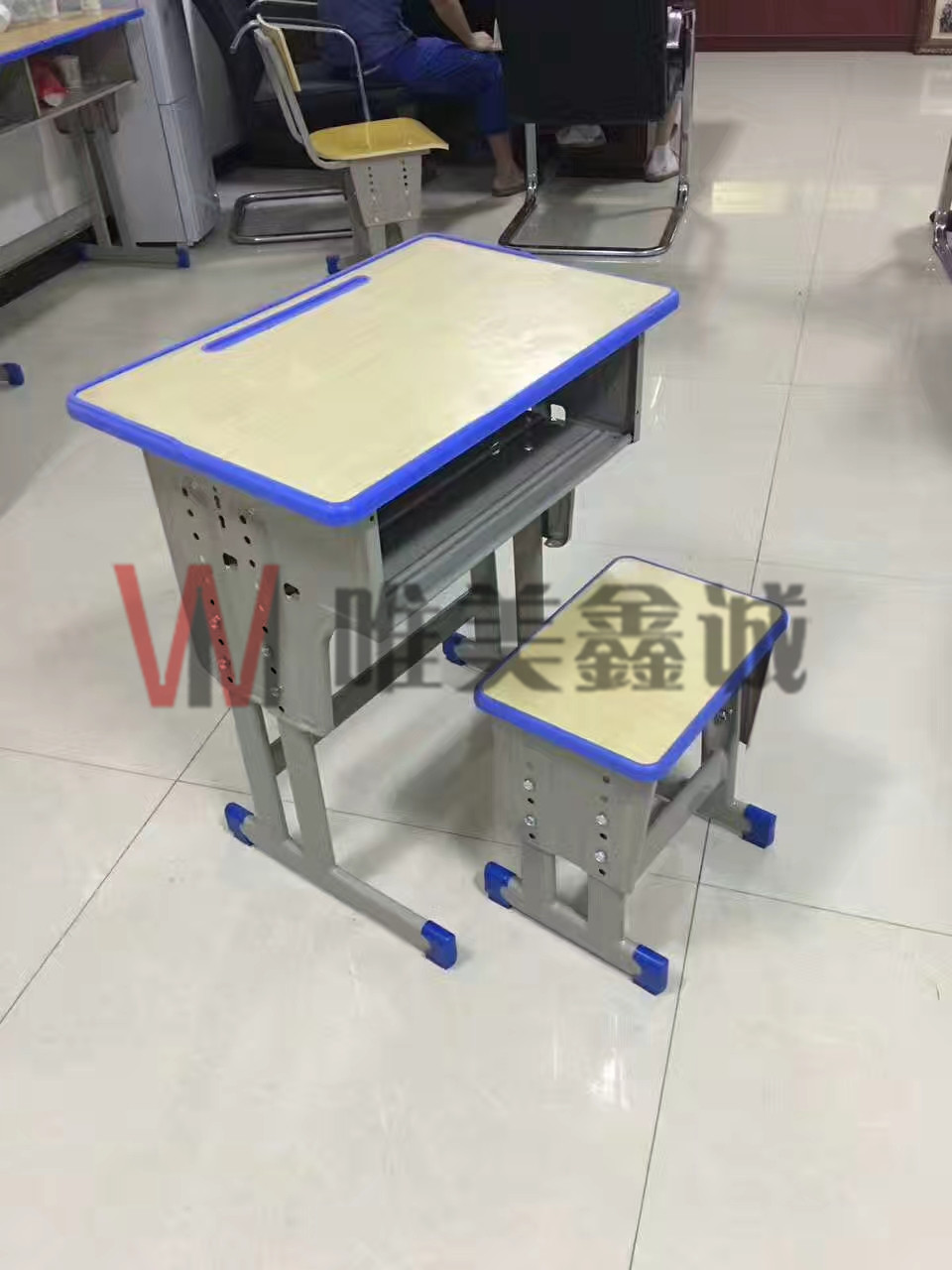学生课桌椅WM-GYC-040