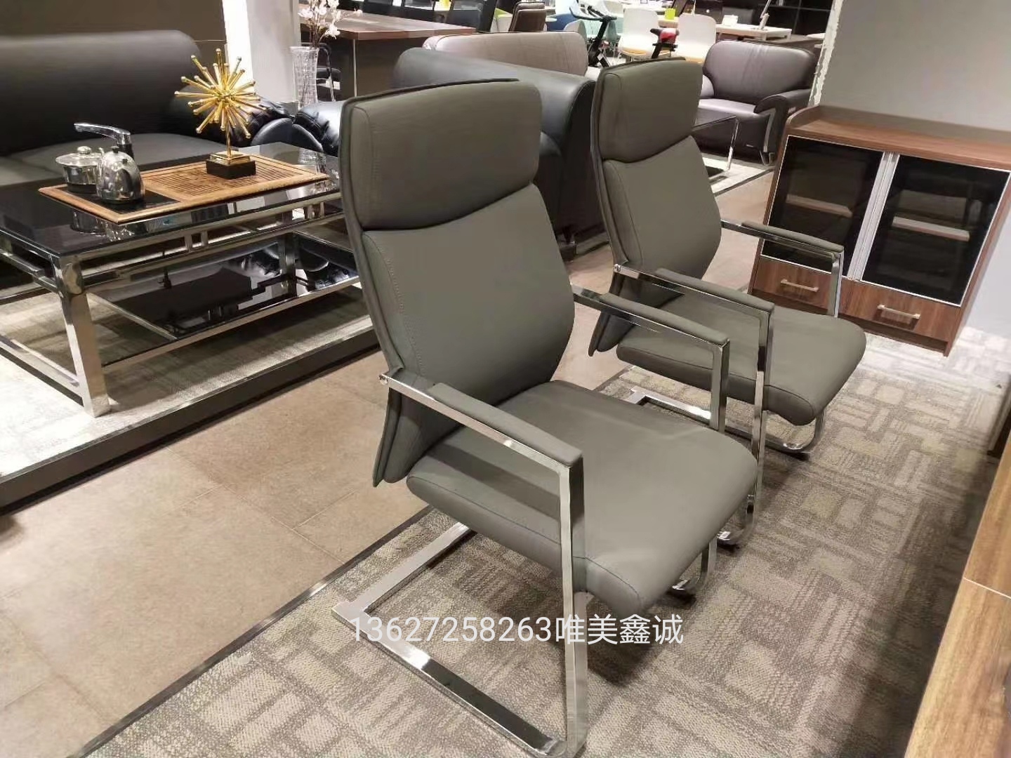 钢架皮面会议椅WM-BX-B036
